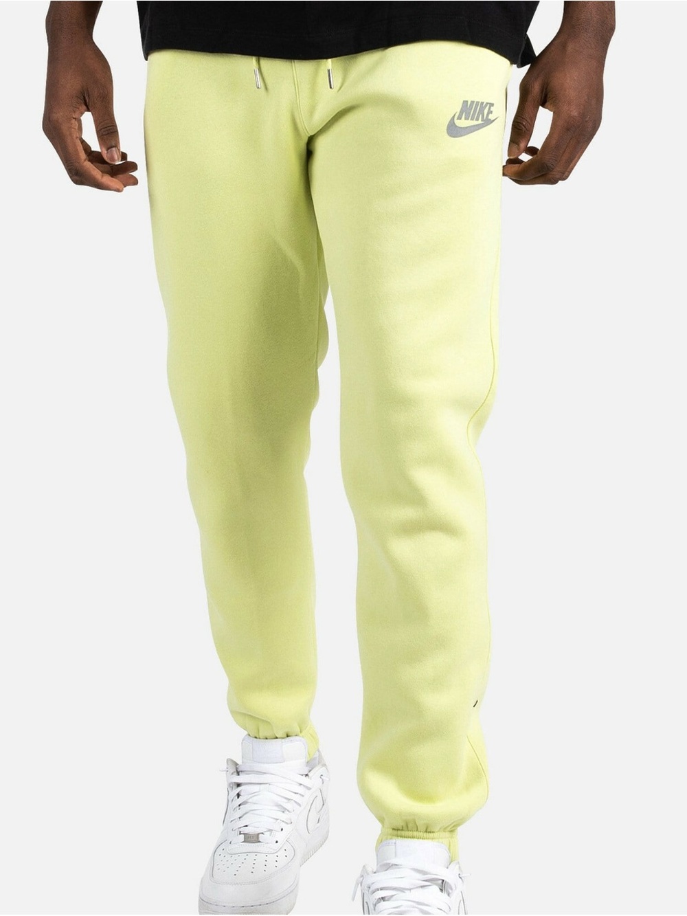 Nike Club Fleece Jogger Sweatpants, Limelight (Chartreuse, Green / Yellow) – M